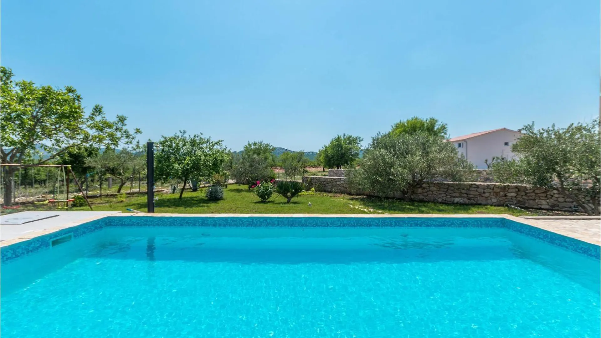Nice Home In Stankovci With Kitchen Appartamento Stankovci (Zadar)